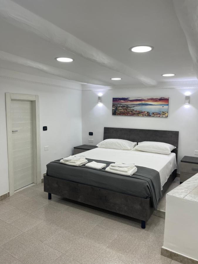 Sott O Pont Napoli Bed & Breakfast Bagian luar foto